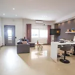 Apartamento Kalafatis Downtown *